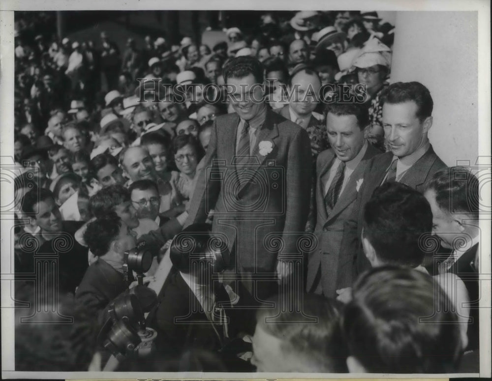 1937 Press Photo LA Welcomes Fliers Andrei Yumasheff, Andrei Danilin, M. Gromoff - Historic Images