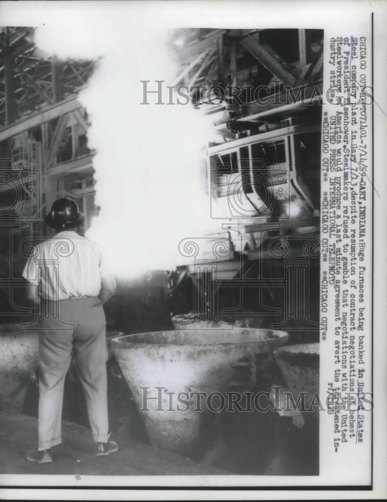 1959 Press Photo Huge Furnaces being banked in U.S. Steel Company in Gary.-Historic Images