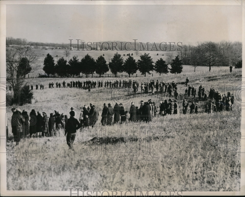 1938 Press Photo Fox Hunt Clay Township - Historic Images