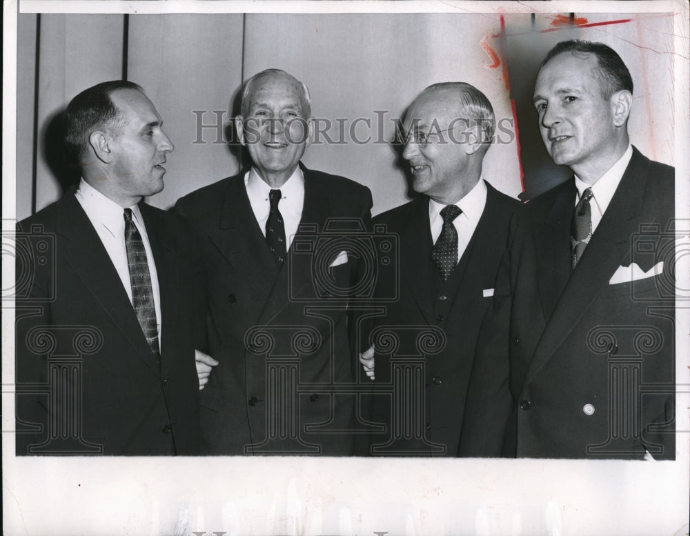 1955 Press Photo Chicago, Montgomery Ward &amp; Co, Sewell Avery,Ed Krider,J Weber - Historic Images