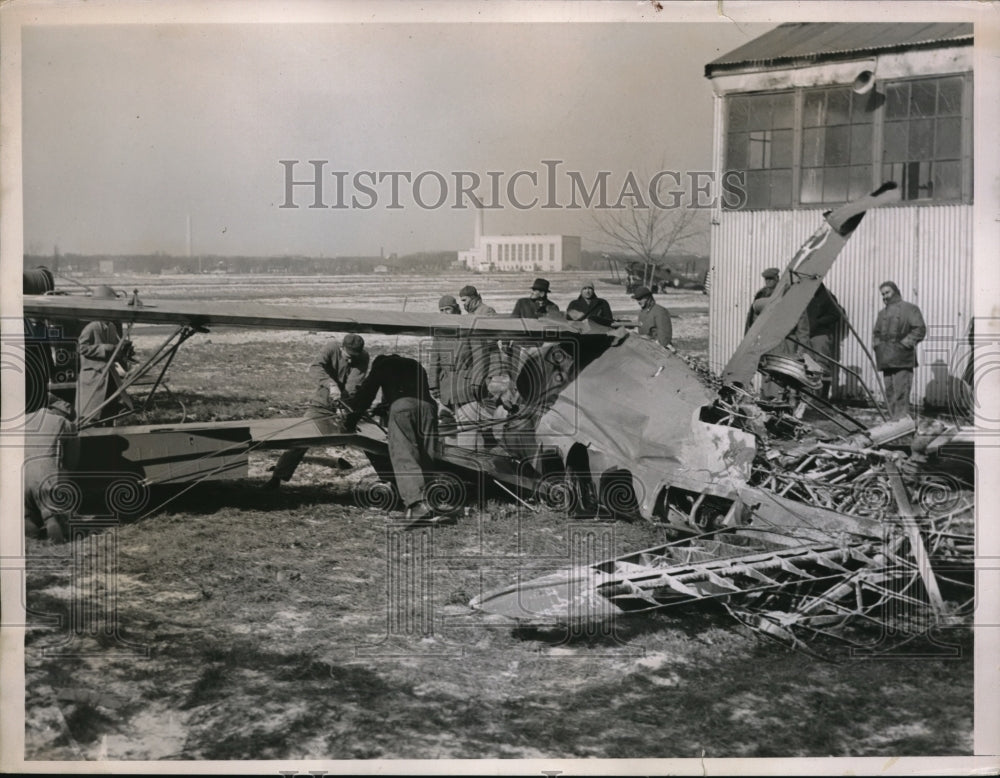 1936 Press Photo Two army fliers killed as plane crashed at Bolling Field, Wash.-Historic Images