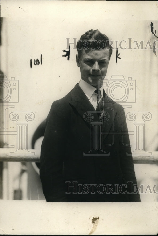 1929 Press Photo Son of Lord Stonehaven of Australia, Ian Baird, in Canada - Historic Images