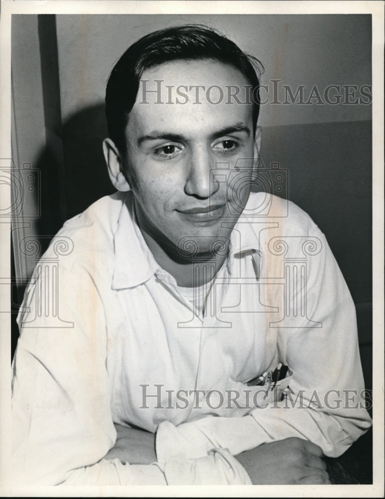 1961 Press Photo Adam Yuncus Age 23 Crazy Looking Witness To Slaying - Historic Images