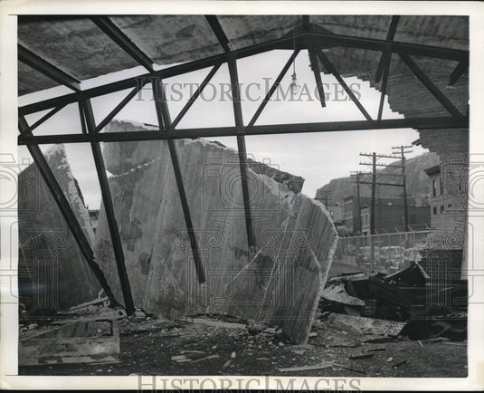 1941 Press Photo Spencer Kellogg & Sons plant explosion - Historic Images