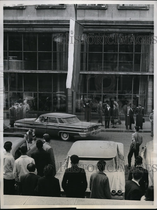 1960 Press Photo Sofia, Bulgaria US made cars & pedestrians - nec53973 - Historic Images