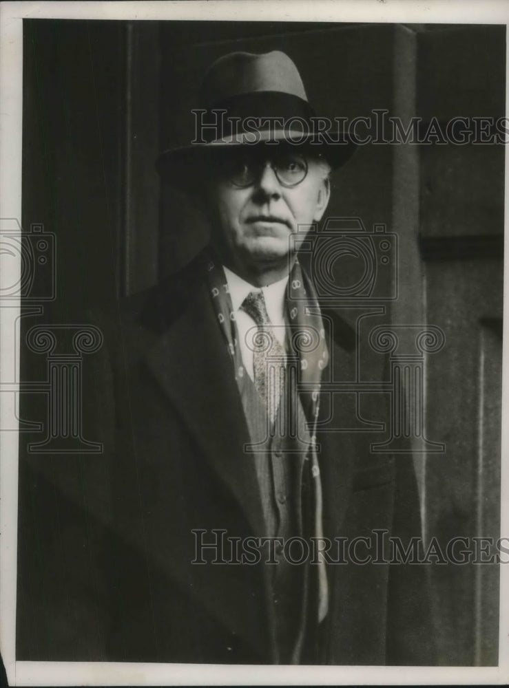 1932 Press Photo Garland B Overton, juror for Bank of US hearing - Historic Images