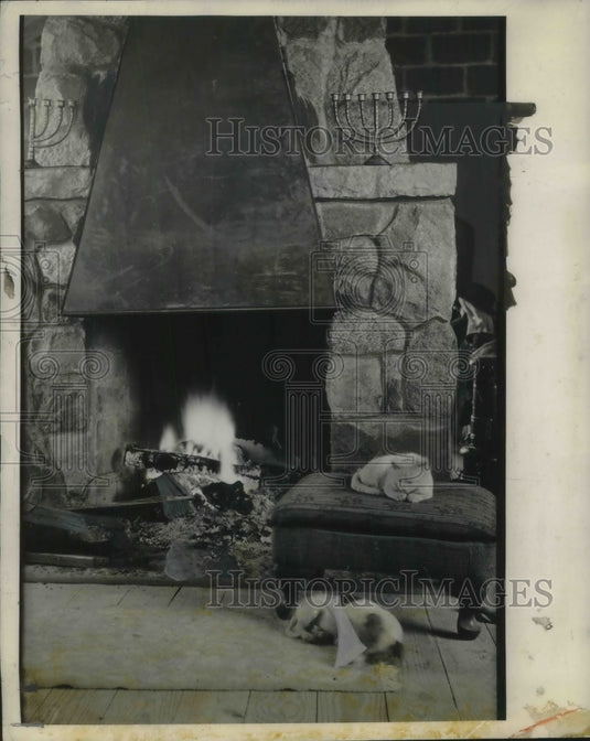 1934 Press Photo Beck home's fireplace designed by Kenneth Butler, architect. - Historic Images