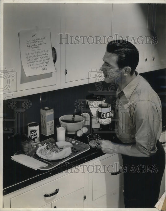 1942 Press Photo canned food - Historic Images