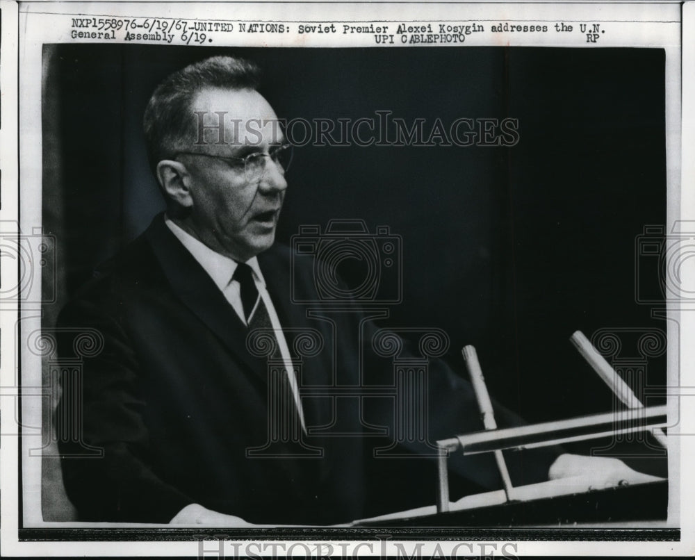 1967 Soviet Premier Alexei Kosyahin addresses the U.N. Gen. Assembly - Historic Images