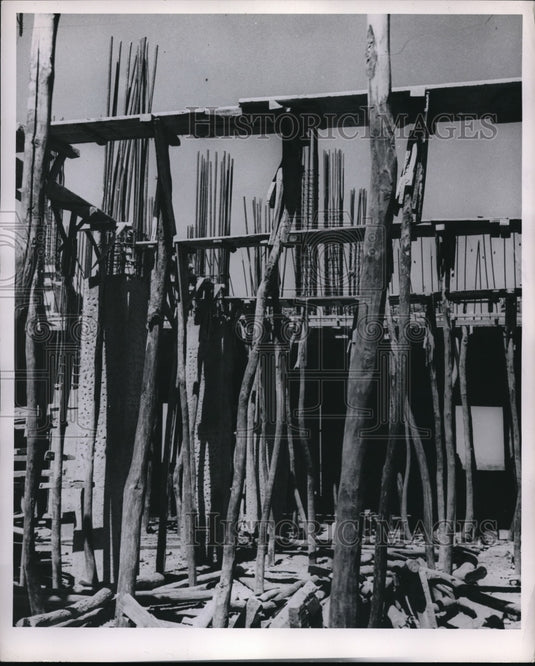 1955 Press Photo cnstruction Of Asia's First Penicillin Factory Near Poona India - Historic Images