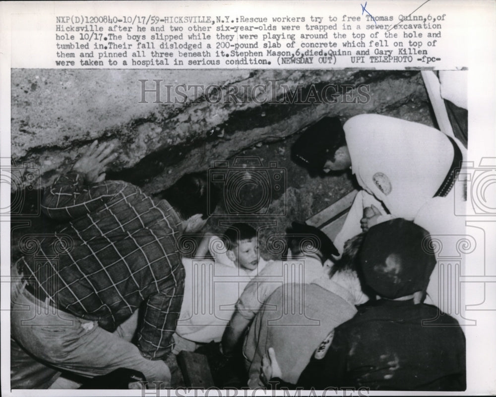 1959 Press Photo 3 boys cave-in, concrete on top of them, Stephen Mason died - Historic Images