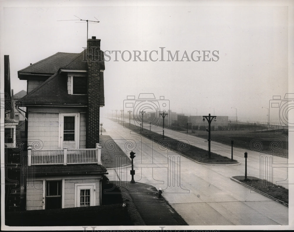 1961 House was sliced in half when Ocean Front Parkway widened. - Historic Images