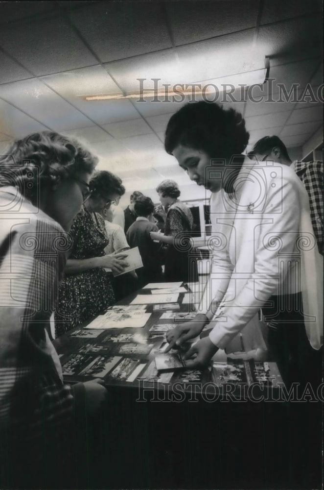 1963 Press Photo Patchanee Natpracha, guest speaker at 4-H Club in Howard Lake - Historic Images