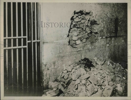 1929 Press Photo Russian Trade HQ in London raided by Scotland Yard - Historic Images