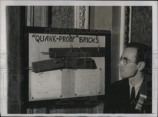 1933 Press Photo Chandler Nott & his quake proof brick invention - Historic Images