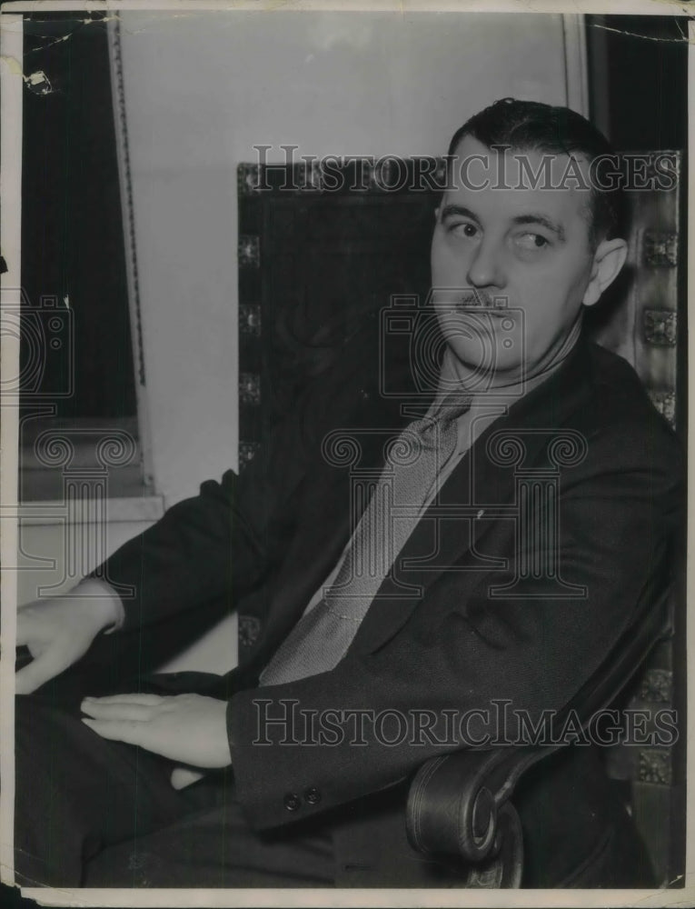 1937 Press Photo Vernoh Vickery of Chicago, defense witness in Govt trial - Historic Images