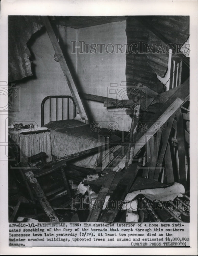 1952 Press Photo Wreckage Of Fayetteville Tennessee Home Hit By Tornado - Historic Images