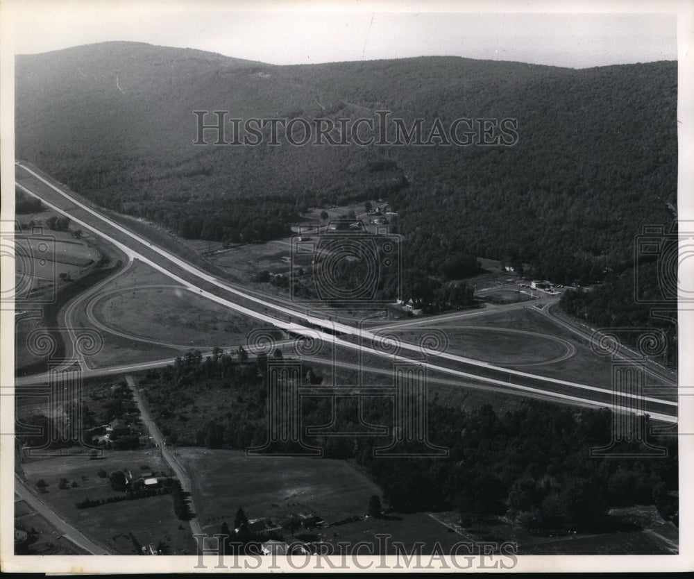 1968 Press Photo Interstate 80 &amp; Route 73 near Stroudsburg, Penn - Historic Images