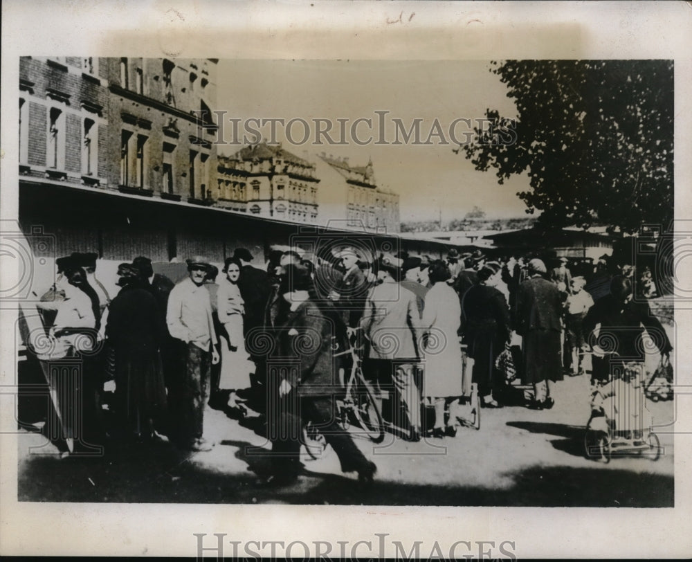 1934 Press Photo Saarbrucken citizens to vote to be under German, French or - Historic Images