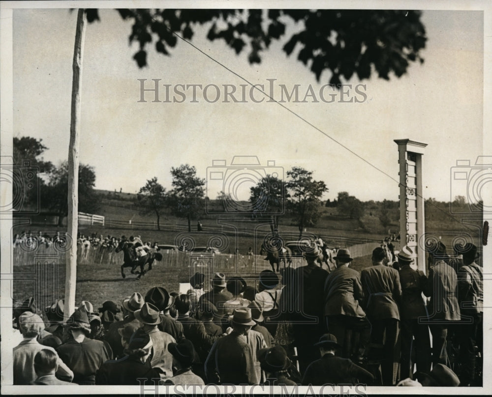 1938 Press Photo Monmouth County Hunt Racing Association First race Red Bank NJ - Historic Images