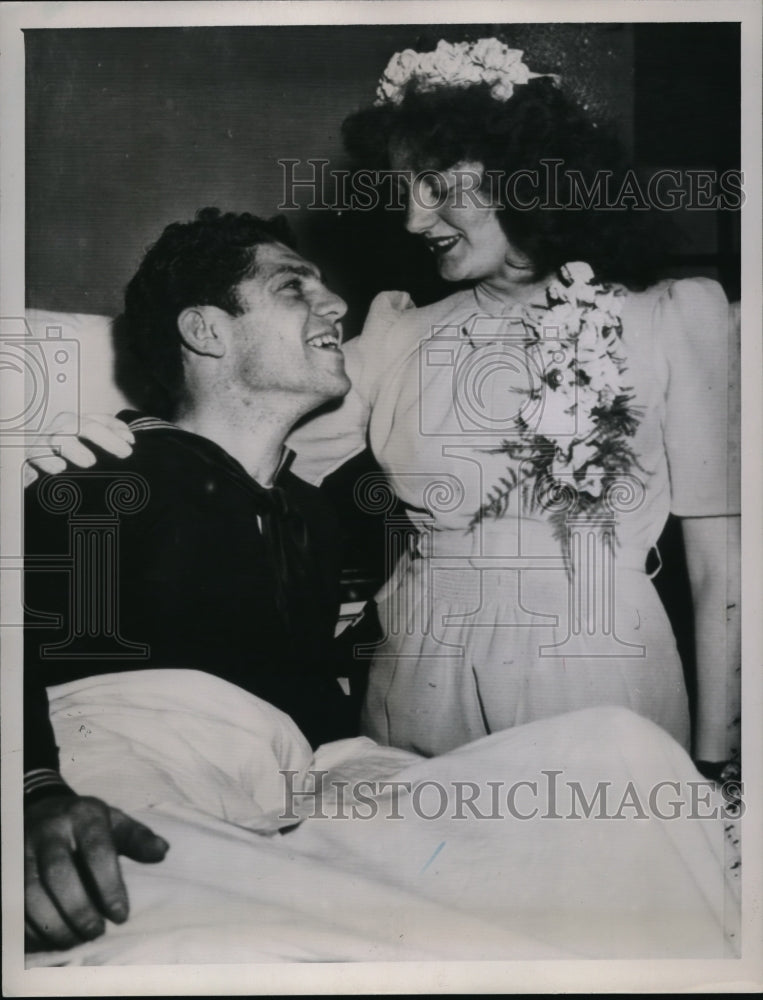 1946 Press Photo Bedside wedding for Tony C. Colarusso and Eleanor Keene - Historic Images