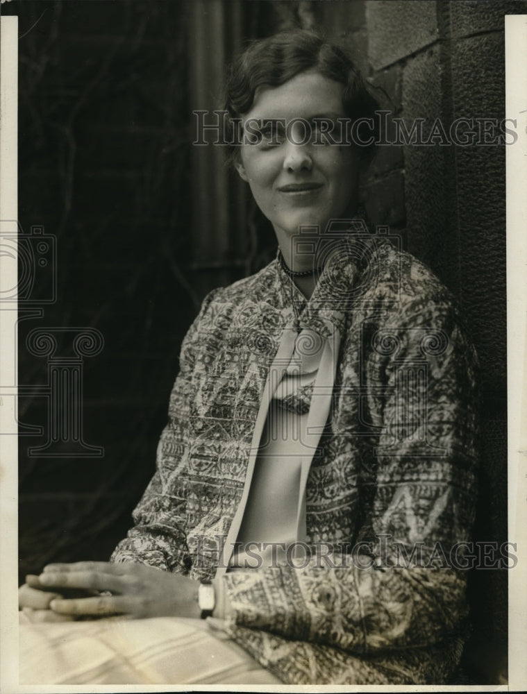 1928 Press Photo Mary Barr, Smith College senior and Pres. of her Class - Historic Images