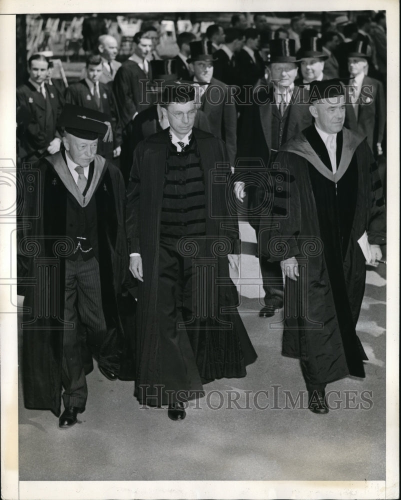 1941 Press Photo Harvard Commencement, Pres. Lowell, Pres. Conant, Dr. R. Fitz - Historic Images