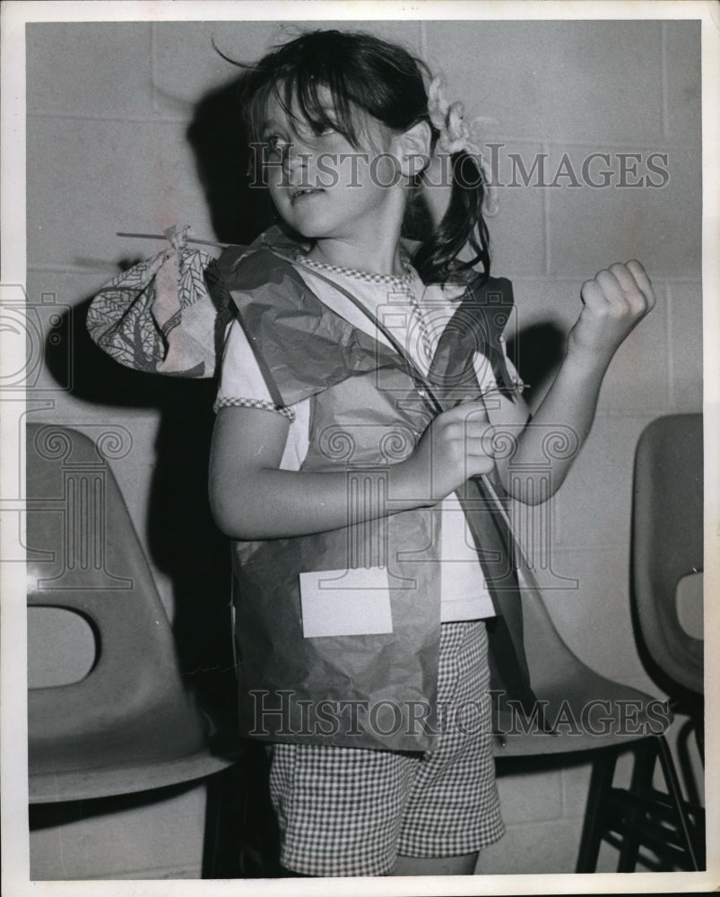 Press Photo Harriet Glazer - Historic Images