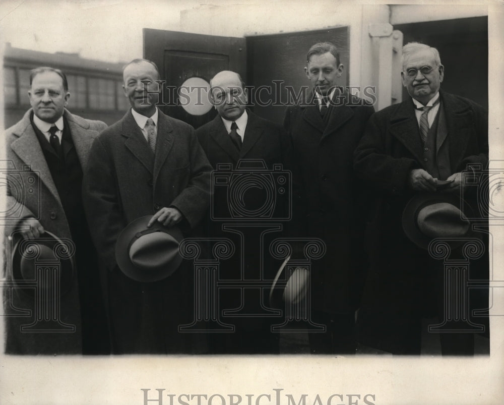 1924 Press Photo EW Waterbury, Colton Baco, Hermann Hagegurn leave to Cuban Momument to Roosevelts - Historic Images