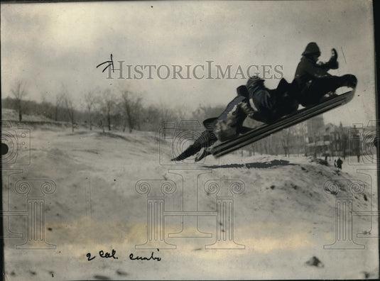 1923 Press Photo Tobaggan sliding in snow - Historic Images