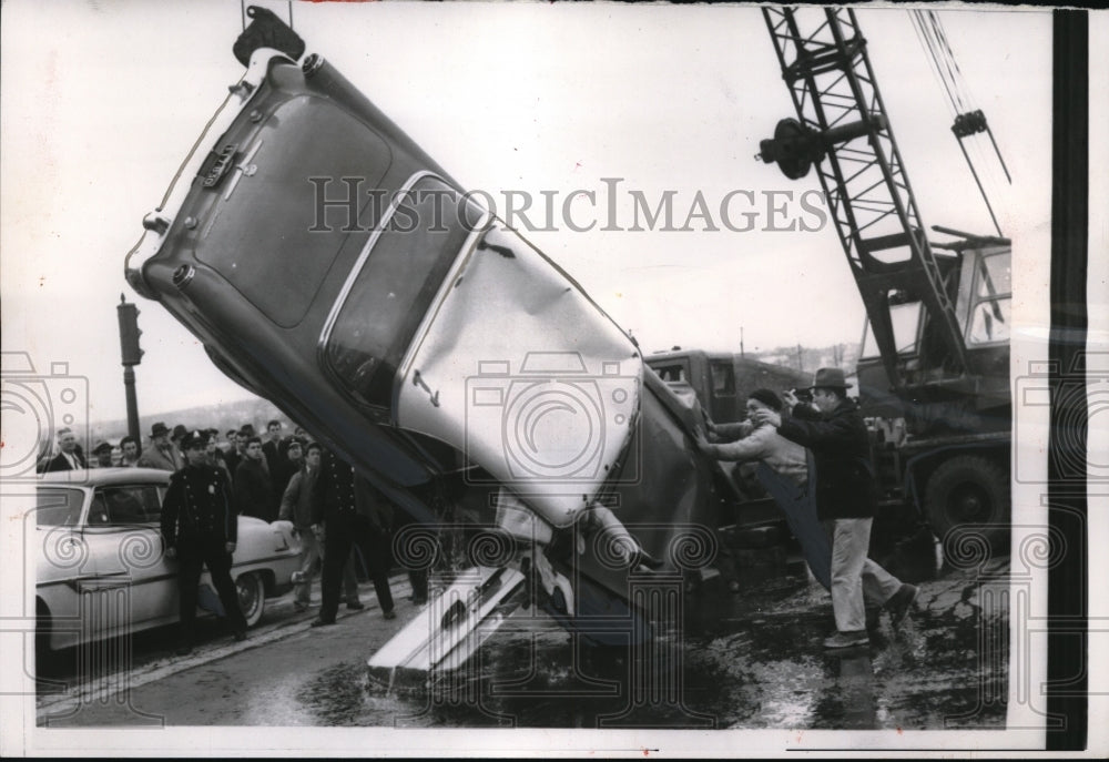 1957 Press Photo Massachusetts wreck - nec64411 - Historic Images