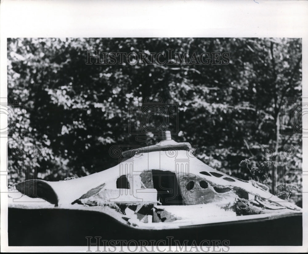 1969 Press Photo Frank House - Historic Images