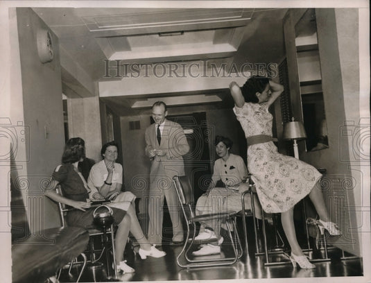 1933 Modern Interior Building Builkt New Radio Station - Historic Images