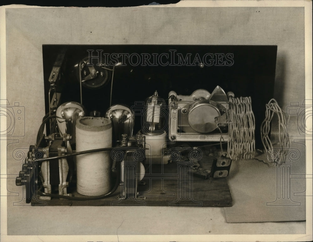 1925 Press Photo Front view of some tools owned by Edward Glaser - Historic Images