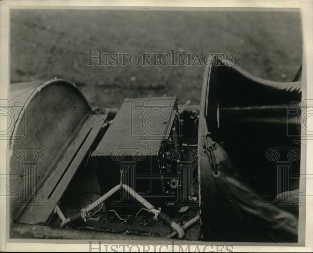1928 Press Photo Radio receiving set with a reed indicator - Historic Images