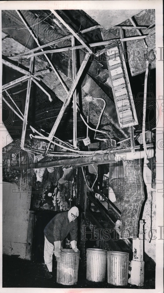 Press Photo James Losco at Holy Rosary church in Cleveland, Ohio - nec67332 - Historic Images