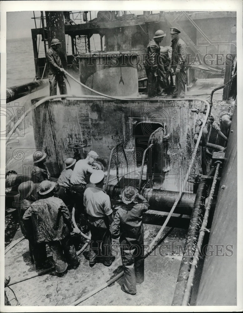 1942 Press Photo Naval Fire Fighters Large Oil Tanker Struck Mine - nec68115 - Historic Images