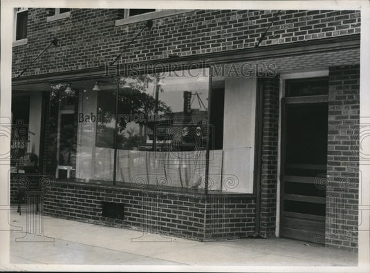 1937 Press Photo View of Front Entrance of Baby Service Inc. in Washington D.C. - Historic Images
