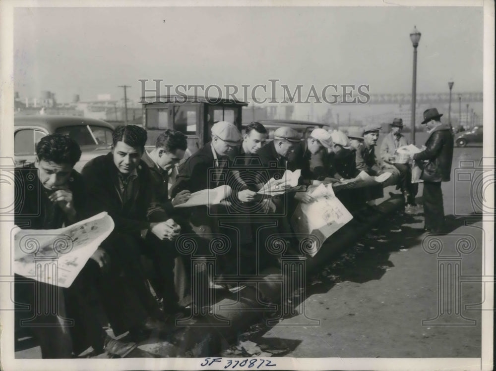 1936 Group of picketers peacefully wait Union representatives - Historic Images