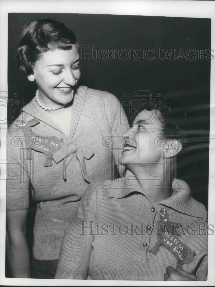 1956 NYC Ellen Morrisey & Ruth Windsor at Democratic HQ - Historic Images