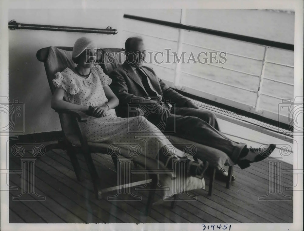 1935 Press Photo Mr and Mrs J.R. Stevenson of Montreal Canada on SS Lady Somers - Historic Images