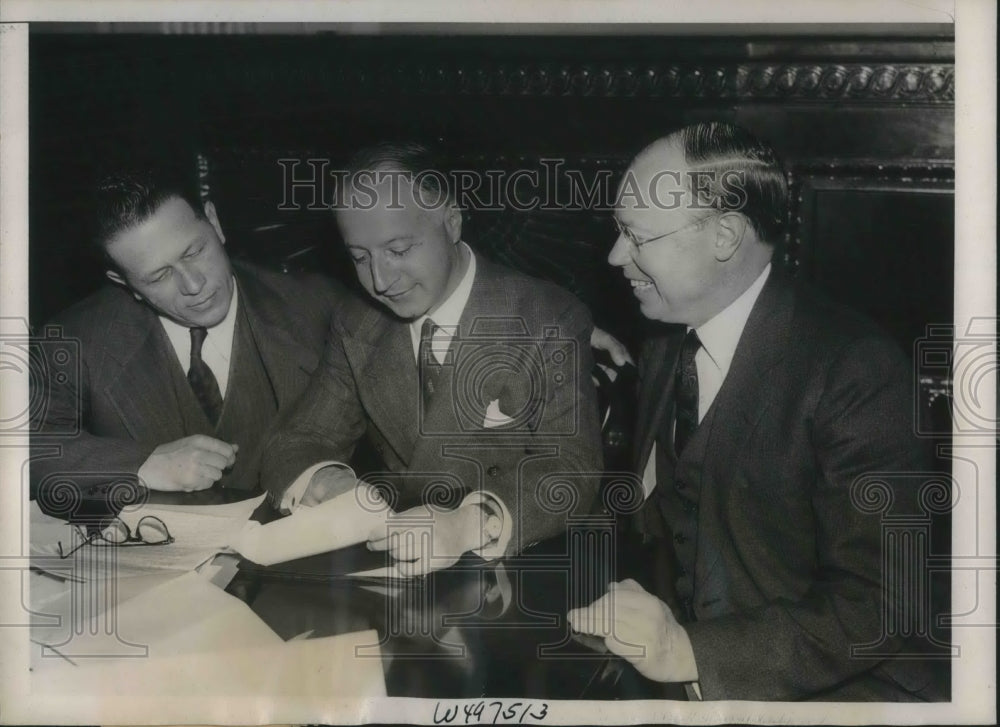 1939 Press Photo Washington DC, US Housing Authority Nathan Straus, Sen Allen - Historic Images