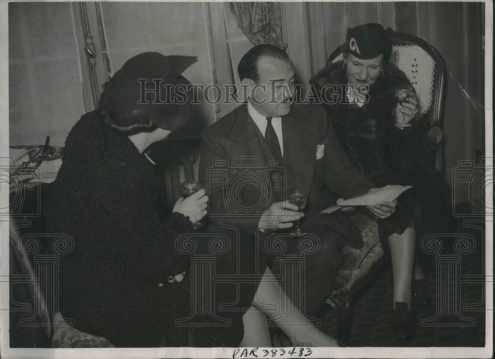 1937 Press Photo Mr Del Monte, Mrs S Lecadre in NYC - Historic Images