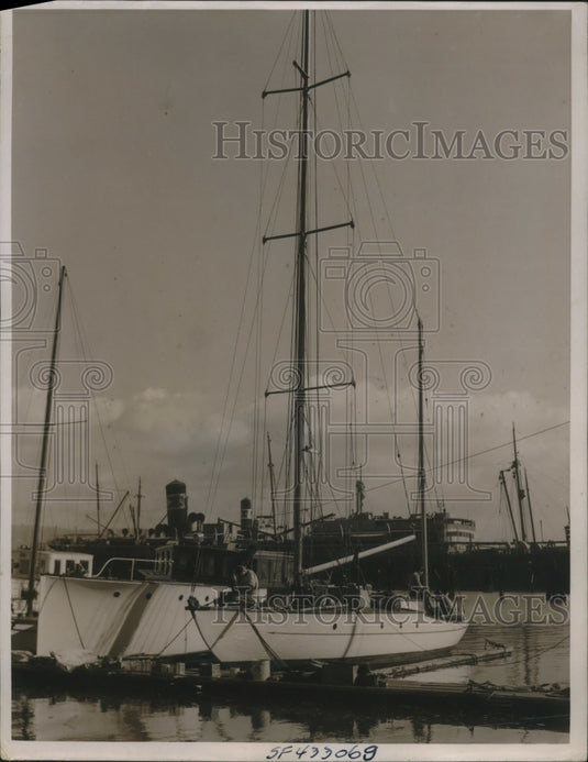 1938 Press Photo Yacht Altair found at sea & 5 youths aboard lost - nec81240 - Historic Images
