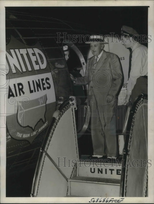 1940 Press Photo NYC HR Rohl fo Dam Construction Co in Colo & L Chaloupka - Historic Images