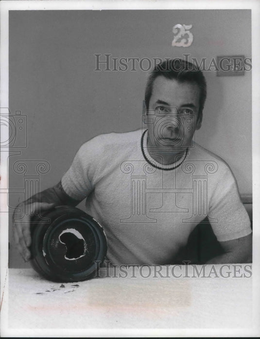 Press Photo Rudy Jaros with his robbed piggy bank in Cleveland-Historic Images