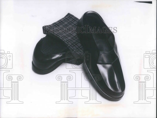 1961 men's shoes of Brazilian rubber & carry case, Higbees store - Historic Images