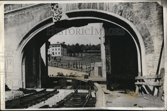 1932 Vatican railway nears completion at Vatican City - Historic Images