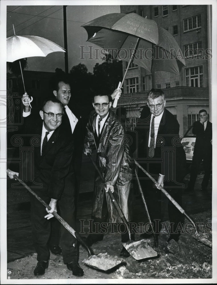 1962 Press Photo Bradenton Florida Bill Zoller John Crichton Fred Wangford - Historic Images