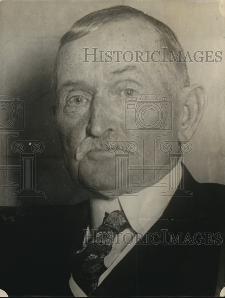 1925 Frank W Hunt father of Mrs Thomas Young - Historic Images